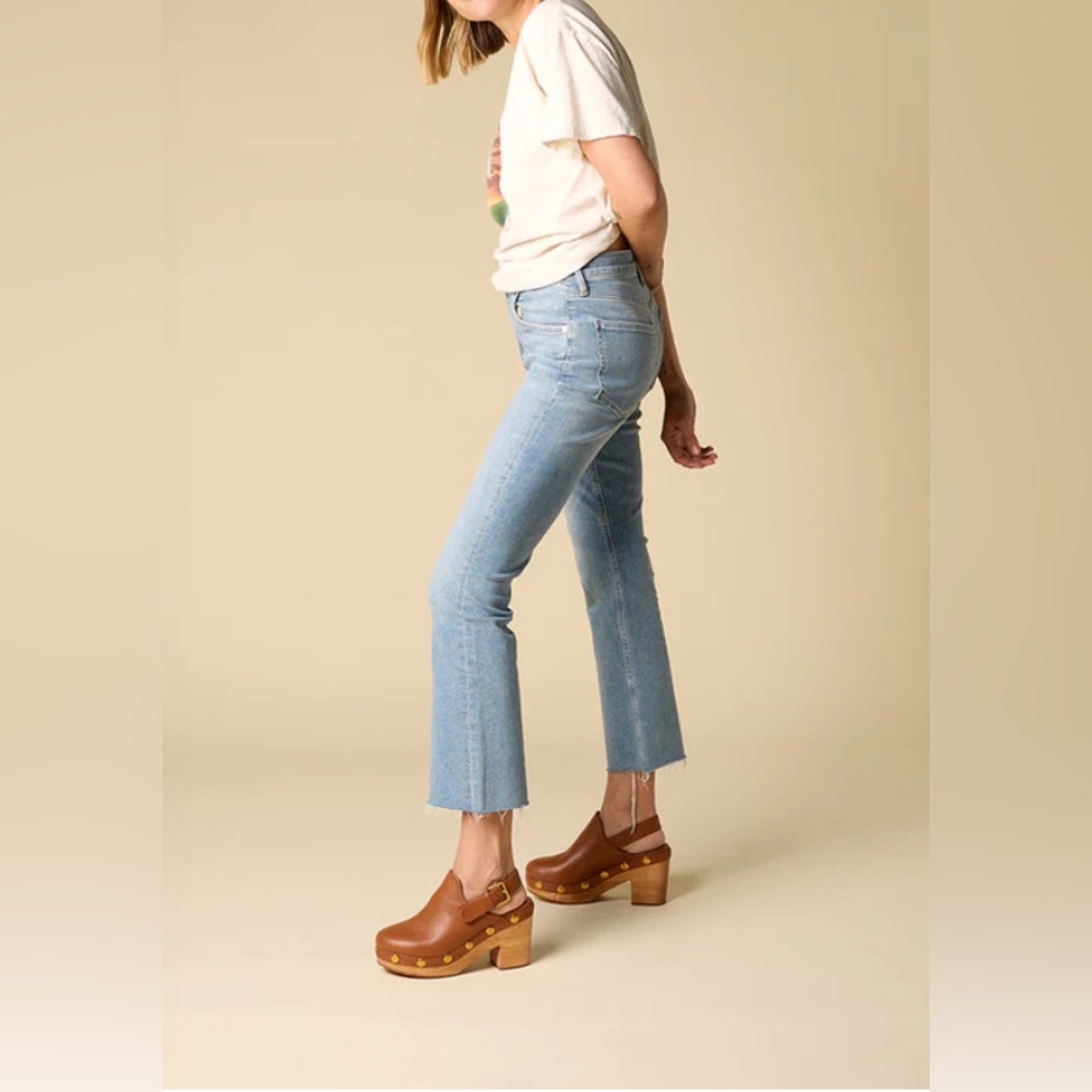 CHARLOTTE STONE wooden studded heels. - Picture 2 of 15